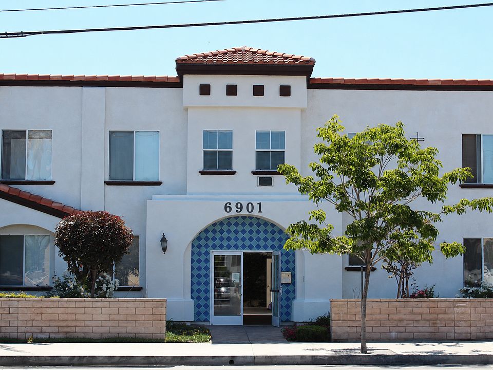 1st image of 6901 Laurel Canyon Blvd APT 211