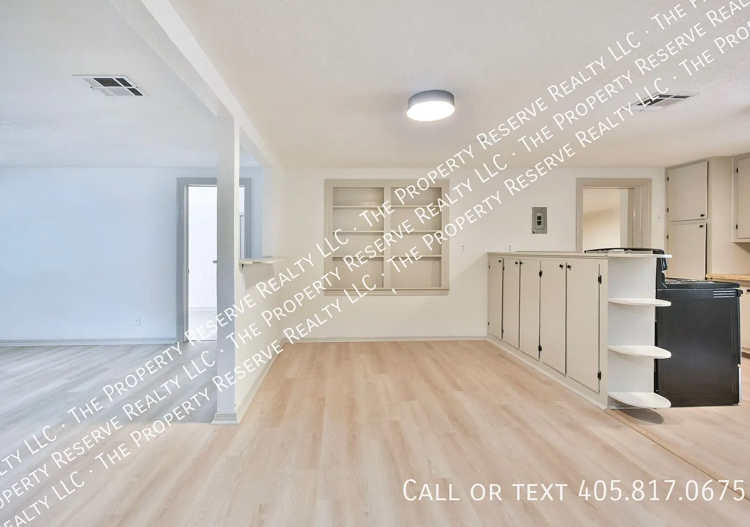 3 bed, 2.0 bath, 1589 sqft, $1,000 — Photo 4