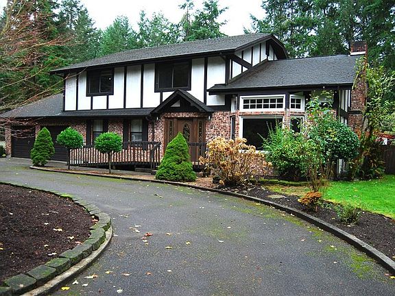 2nd image of 11326 Interlaaken Dr SW