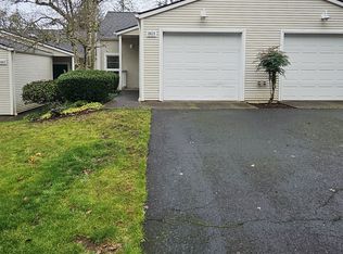 2671 Sunnyview Ln, Eugene, OR 97405