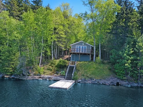 17 Duck Lane, Taunton & Raynham Academy Grant, ME 04478