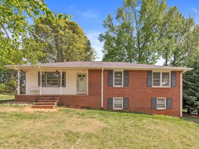 1 Pennwood Ln, Greenville, SC, 29609