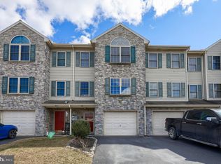 401 Crosswinds Dr, Lititz, PA 17543