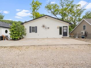 18522 Holiday Valley Dr, Rocky Mount, MO 65072