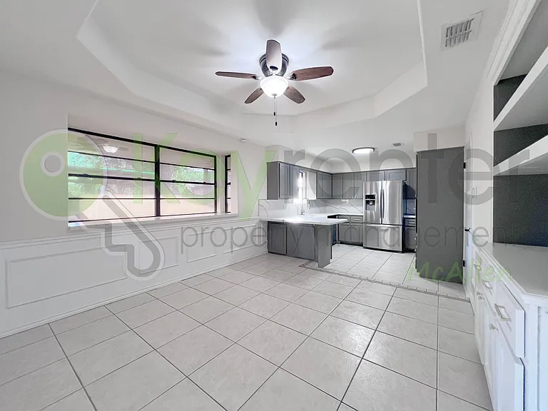 2812 Carnation Ave — Photo 8
