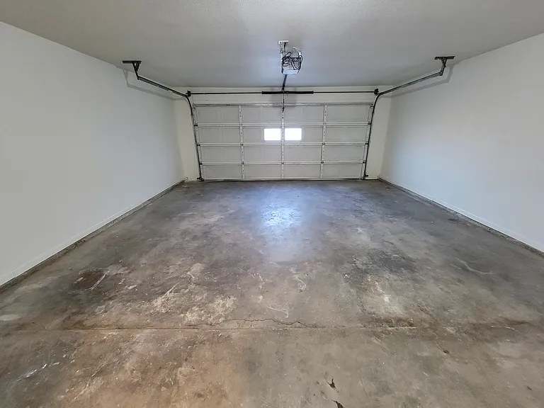 2410 Maxwell Dr — Photo 18