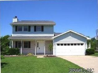 1009 Regent Ct, Edwardsville, IL 62025