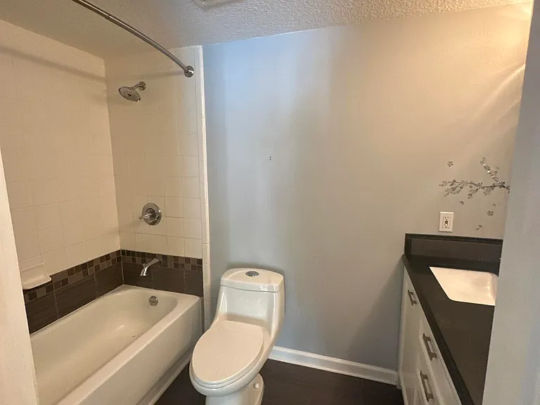 7867 Bahia Vista Ct #7867 — Photo 10