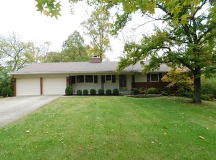 35 W Fairway Ct, Hamilton, OH 45013