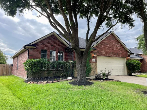 22027 Field Green Dr, Cypress, TX 77433