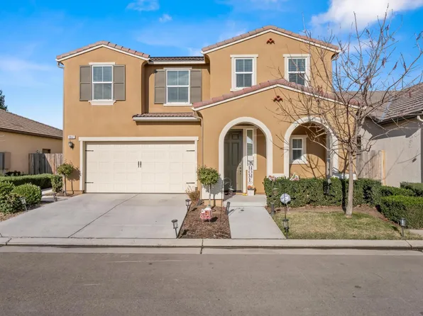 3047 Austin Ln, Clovis, CA 93619