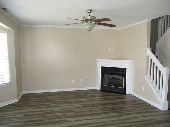 2nd image of 610 Grasswren Way