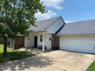 7521 Mary Anne Cir, Shreveport, LA 71107