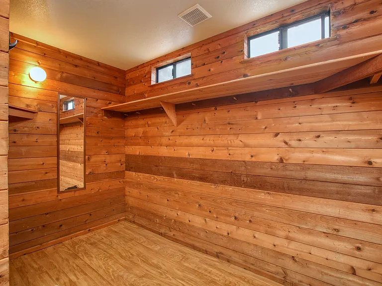 1540 Indiana Way — Photo 42