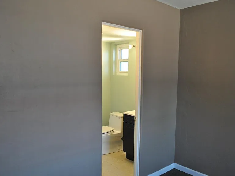 2514 Wyoming Blvd NE — Photo 8