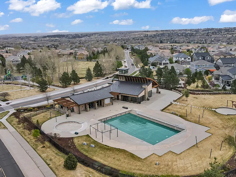 18152 Caffey Dr — Photo 31