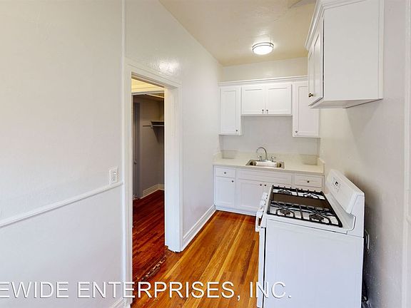 5th image of 220 S Catalina St APT 21