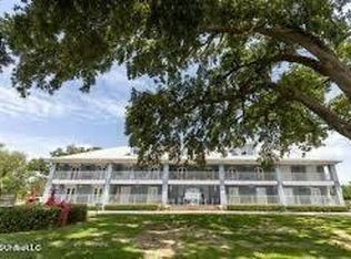 1282 Beach Blvd APT 120, Biloxi, MS 39530