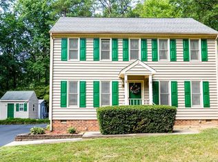 11300 Sunfield Dr, Midlothian, VA 23112