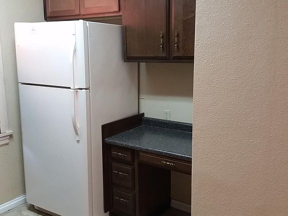 3rd image of 6732 Dolan Pl