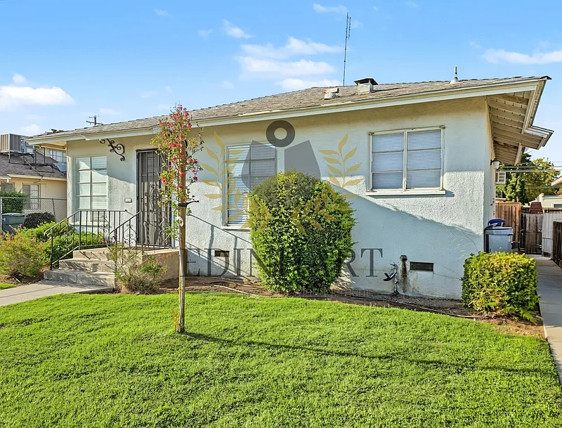 2 bed, 1.0 bath, 886 sqft, $1,500 — Photo 4