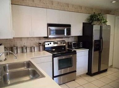 4th image of 1479 Veracruz Ln #114