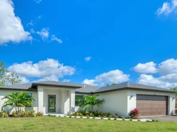 117 Desoto Blvd N, Naples, FL 34120