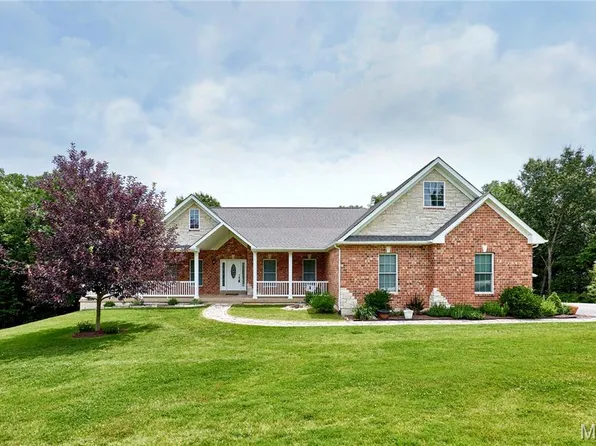 520 Quiet Country Ln, Troy, MO 63379