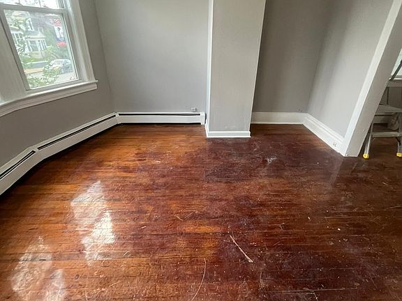 4th image of 65 Harrison Ave #2L