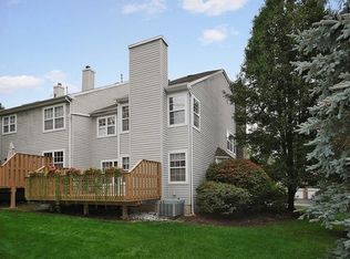 29 Hunter Rd N, North Haledon, NJ 07508