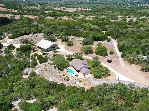 10634 E Ranch Rd #962, Round Mountain, TX 78663