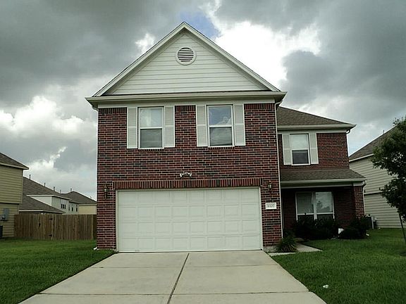 4/5 two story bedroom home