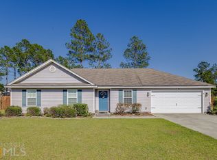 104 Long Pine Dr, Springfield, GA 31329