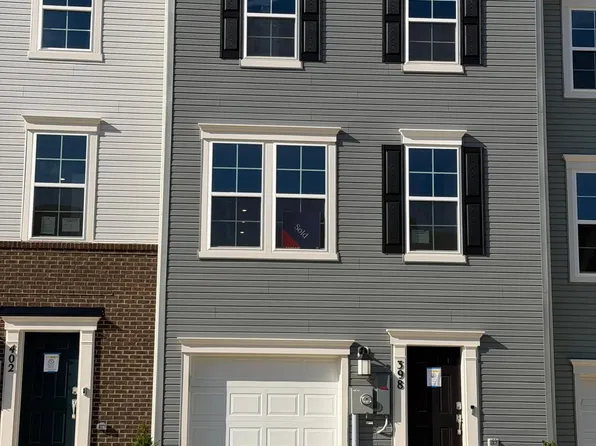 398 Seeback Dr, Charles Town, WV 25414