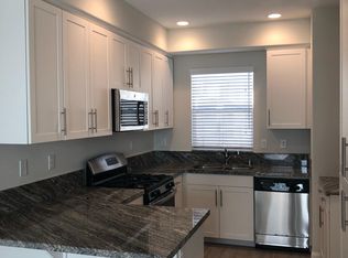 9181 Bloomfield Ave UNIT B, Cypress, CA 90630