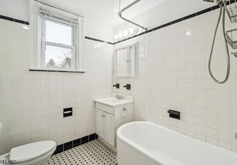 44 Elm St #2 — Photo 23