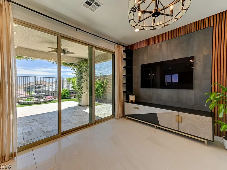 12393 Ferry Glide Ave — Photo 15