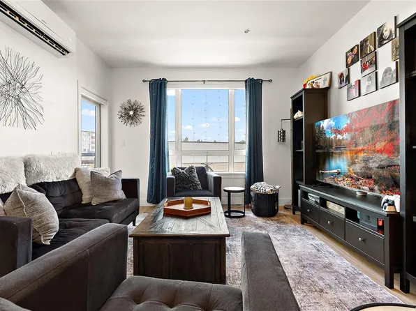 920 Reunion Ave #236, Langford, BC V9B 0W8