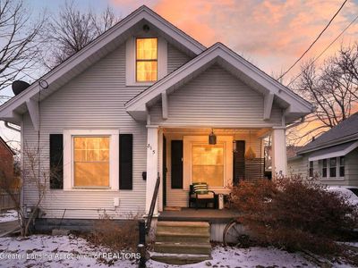 815 Smith Ave, Lansing, MI, 48910