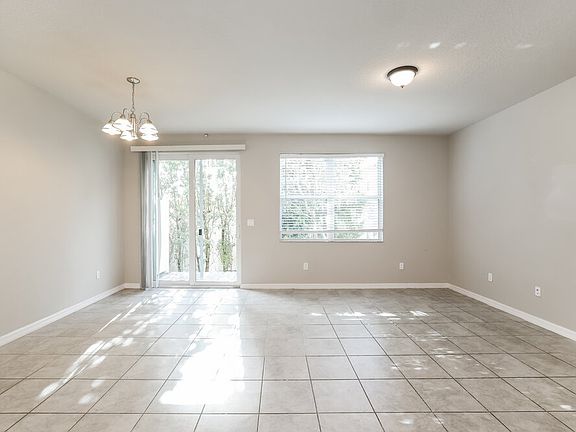 5th image of 4026 Hot Springs Ave