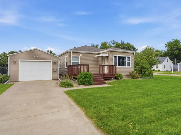 5231 11th Ave #B, Moline, IL 61265
