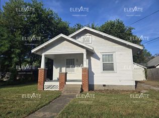 117 N Spring St, Nevada, MO 64772