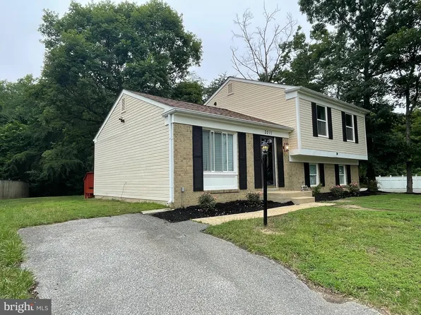 2011 English Oak Ct, Waldorf, MD 20601