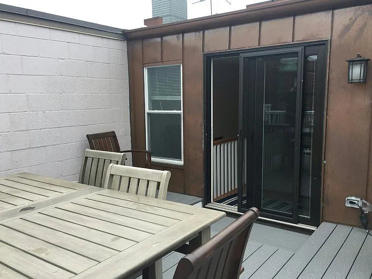 497 Beacon St #8 — Photo 2