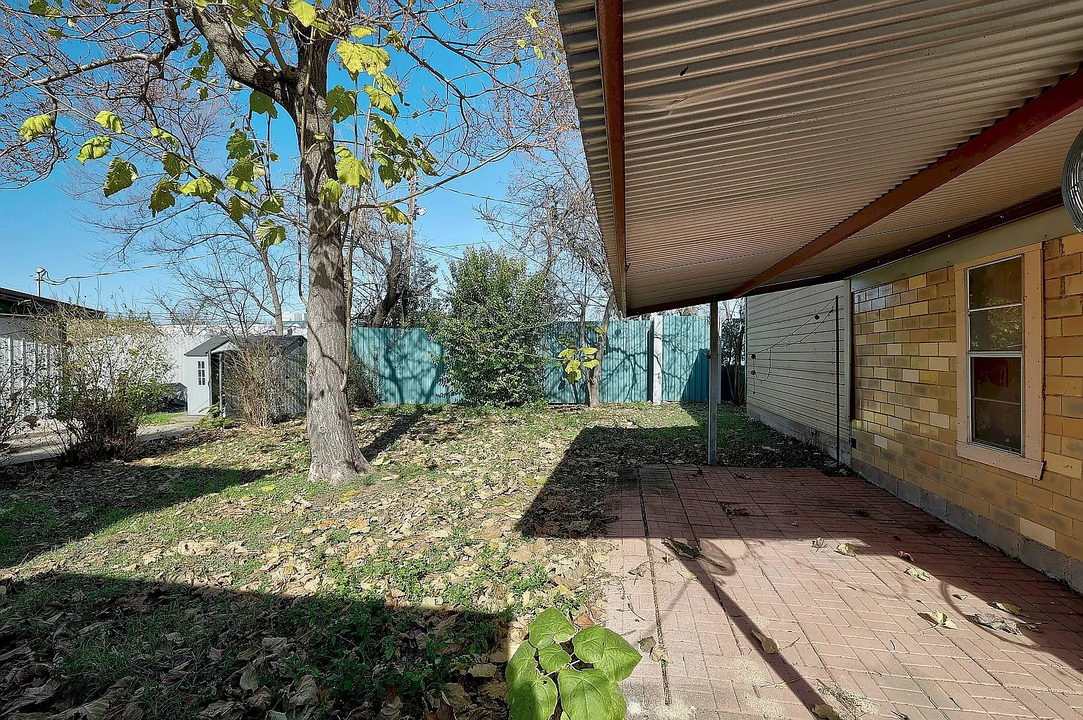 3 bed, 1649 sqft, $2,195 — Photo 2