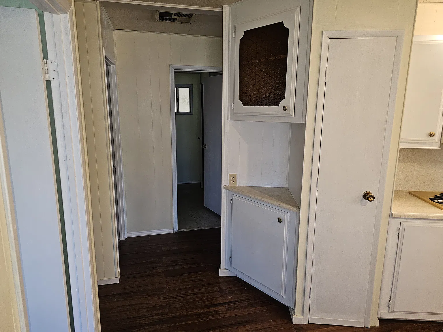 3 bed, 1440 sqft, $2,700 — Photo 3