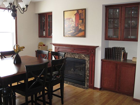 Formal Dining