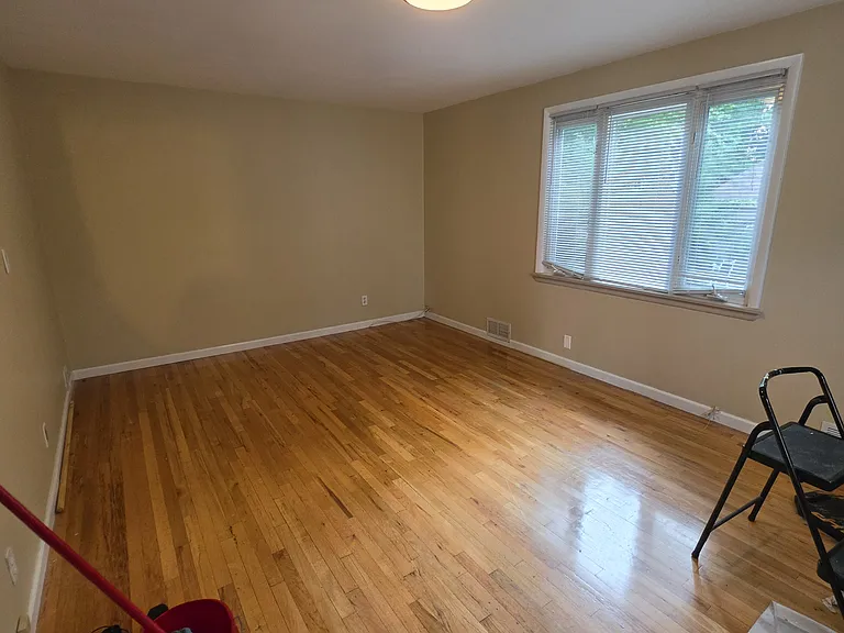 80 Caruth Ave — Photo 13
