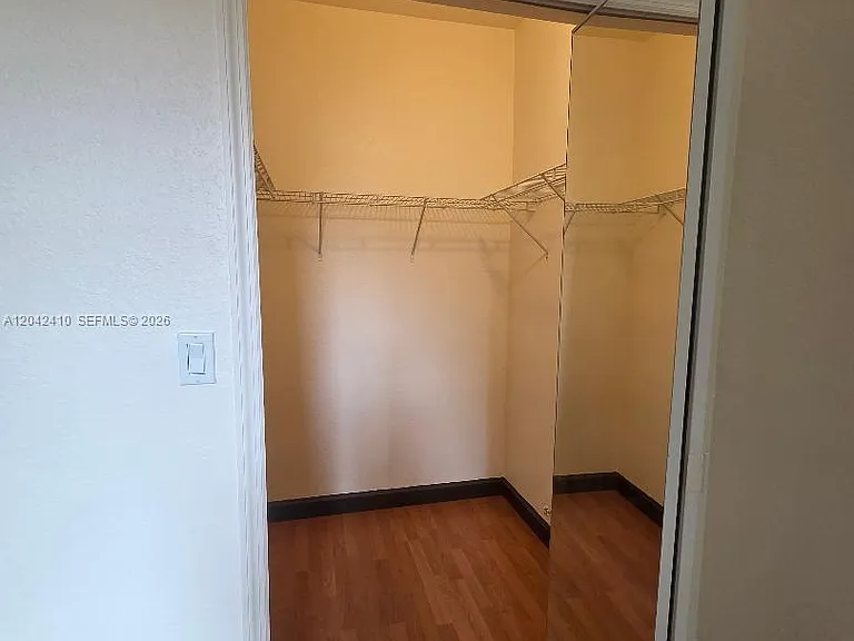 1536 SE 25th St #207 — Photo 9