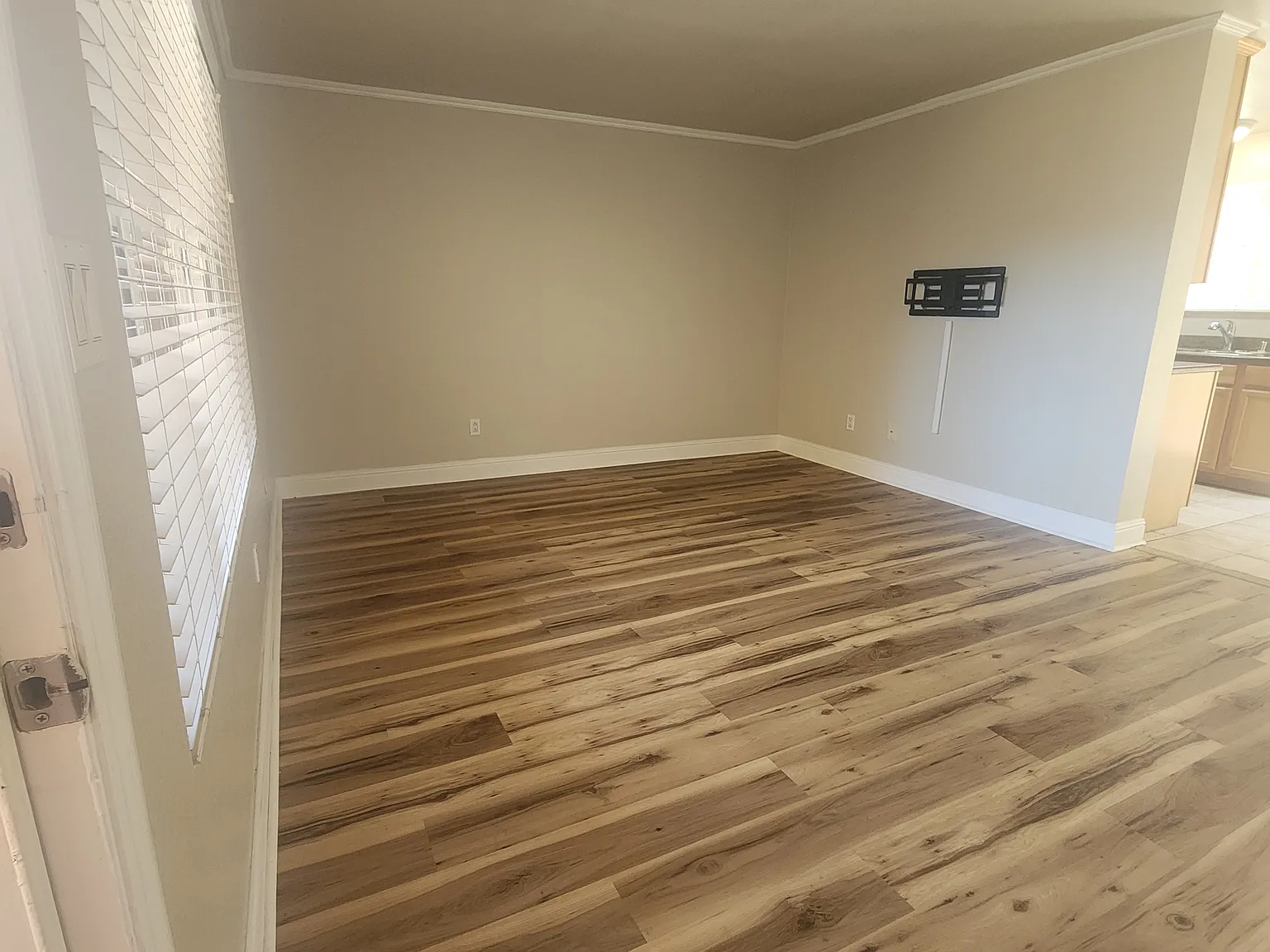 1 bed, 796 sqft, $2,200 — Photo 3